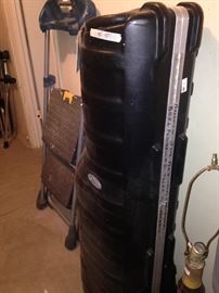 SKB golf  travel case