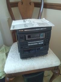 Aiwa bookshelf stereo cabinet w speakers $25.00