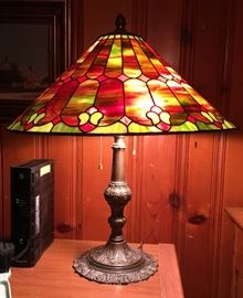 Stained glass tiffany style lamp