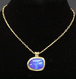 LOT #7291 - LADY'S 18KT YELLOW GOLD NECKLACE W/ OPAL PENDANT