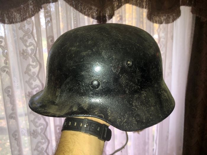 Nazi helmet w/ original leather liner