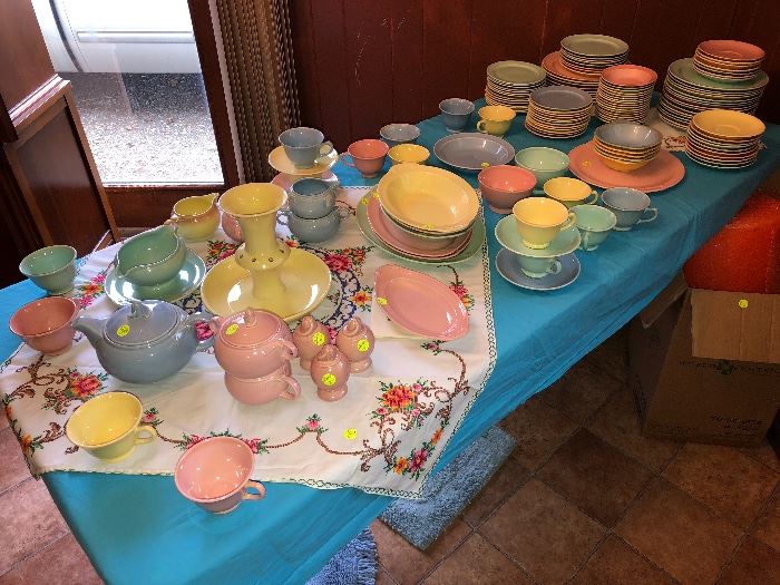 Large selection of vintage "Lu-Ray" Pastels dining pieces