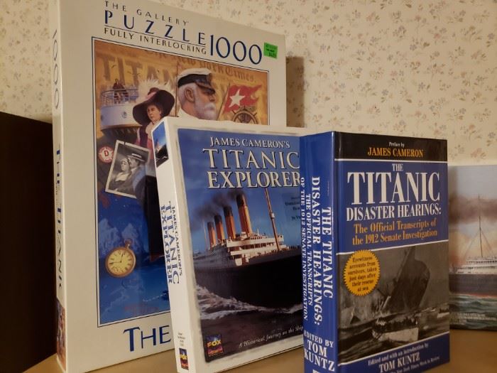 Titanic books and puzzles 