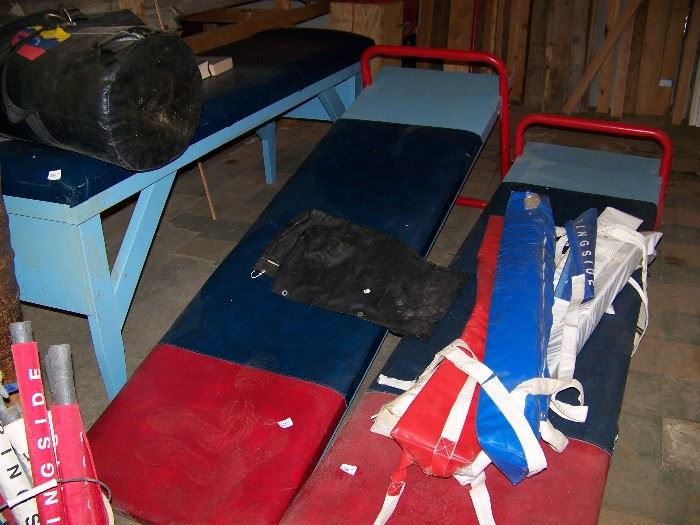 Training bench and incline benches.
