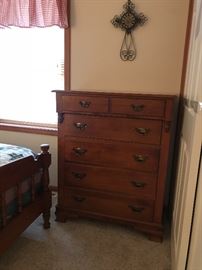 3 piece maple bedroom set, all sold separately  including this chest of drawers