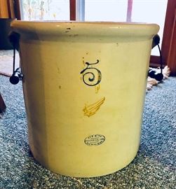 Redwing 5 gal crock with handles
