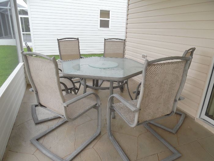 Outdoor patio dining set with 6 chairs
