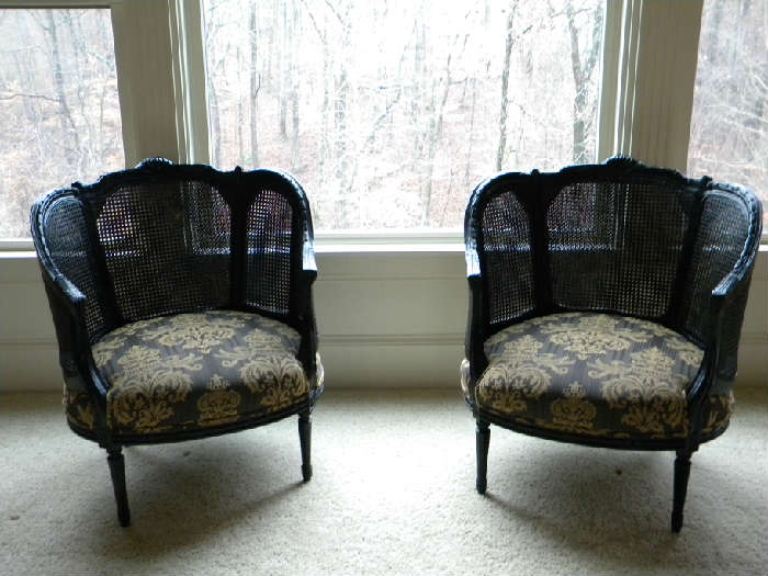 Gorgeous chairs just right for the special corner!