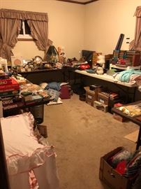 Vintage toys, games and collectibles