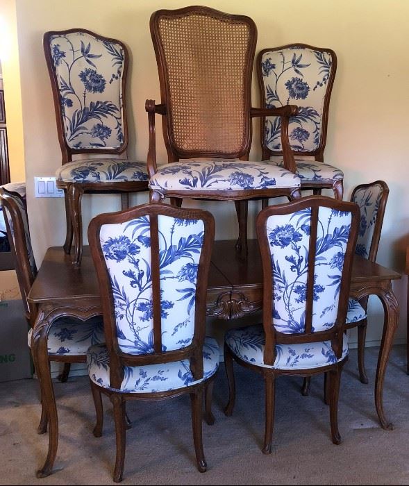 Dining Table w Additional Leaf, 6 Side Chairs and 2 Arm Chairs (plenty of matching upholstery fabric as well)