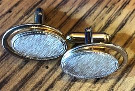 Cufflinks