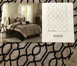 Queen Bedding Set
