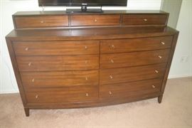 BEDROOM SUITE ITS NEW WITH A VINTAGE LOOK