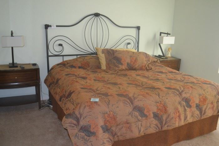 ONLY HEADBOARD IS FOR SALE NOT BOX AND MATTRESS
