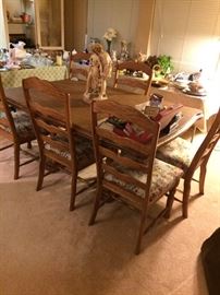 6 chair dining table, Maple
