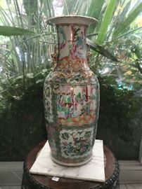 Large Chinese Famille Rose Vase