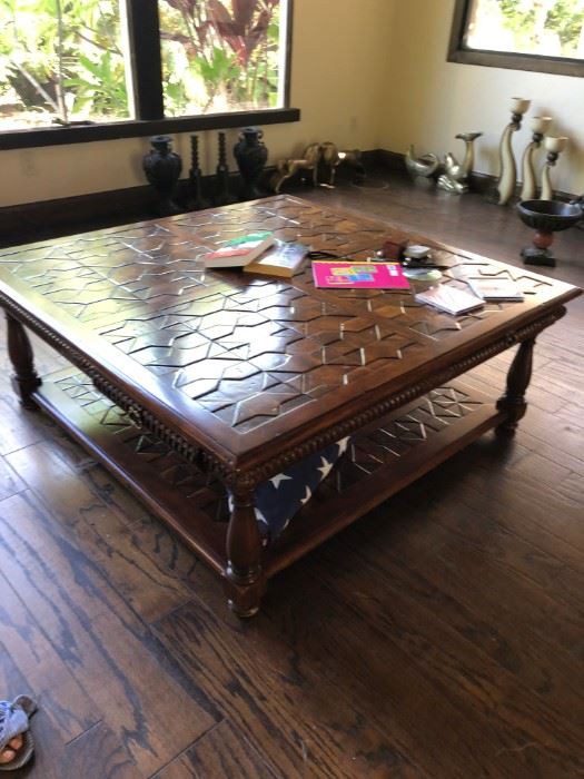 Theodore Alexander table - nothing else in picture available $900