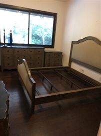 Schnadig Bedroom Set $2,000 5 piece! King