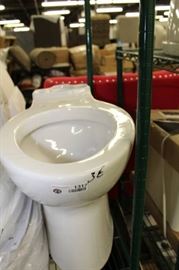 American Standard Cadet 3 Tall 2piece Elongated T ....