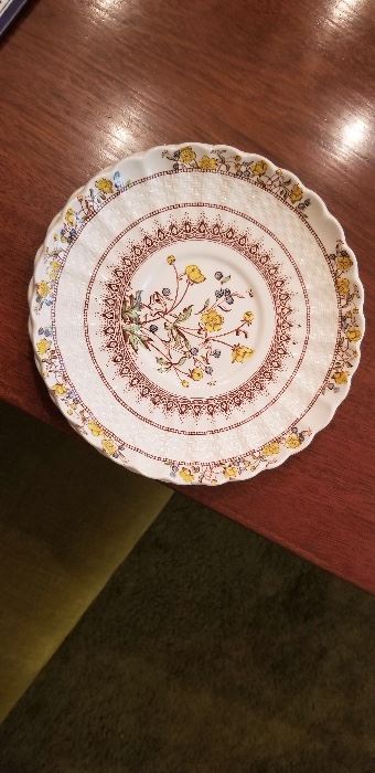 Spode Buttercup china complete set