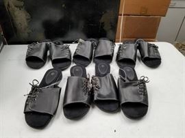 1 Black Sz L Flip Flops