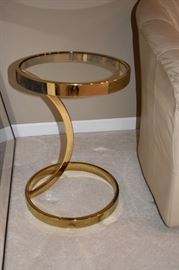 BRASS ACCENT TABLE 
