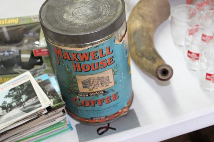 Maxwell house coffee can