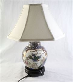 Asian Style Floral / Bird Lamp