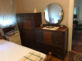 Deco bedroom set.