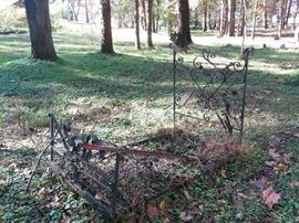 THE HEAD AND FOOT SECTIONS ARE WROUGHT IRON ART BY JOEL HAAS. VERY COOL PIECE.