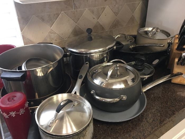 Fine kitchen items including Kitchen Aid Pots/Pans PLUS more!