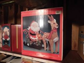 Animated Christmas Figures