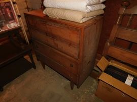 Mid-century Chest of Drawers