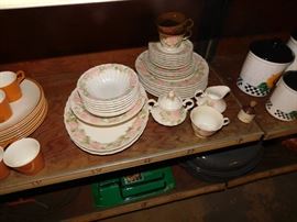 Vintage Metlox Dinnerware