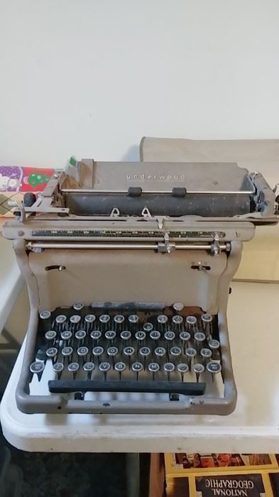 2nd Old Typewriter