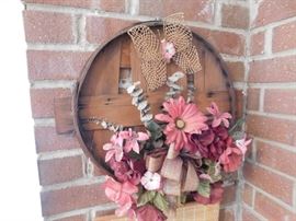Basket Lid Decor