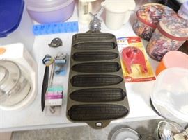 Cast Iron Cornbread Pan