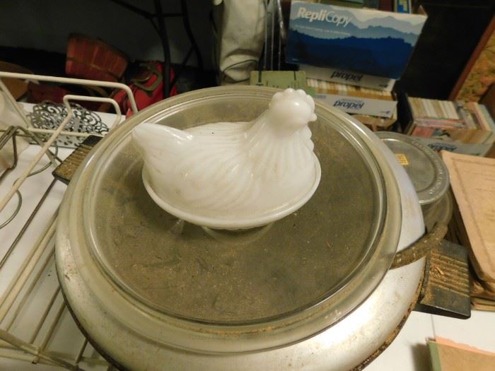 Small Milk Glass Hen on Nest