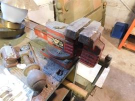 Old Bench Vise