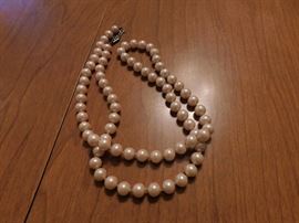 Pearl Necklace