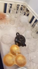 Crystal, glassware, miscellaneous kitchenware