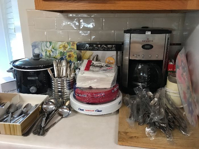 Kitchenware, Silverware, Crockpot, Coffeepot