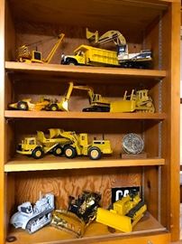 Caterpillar Toy collection (most 1/50 scale)