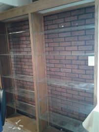 Lighted wood shelving unit with glass shelves https://ctbids.com/#!/description/share/65325