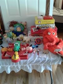 Toys, games, dolls https://ctbids.com/#!/description/share/65329