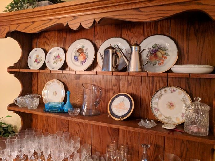 Decorative plates various antique glassworks