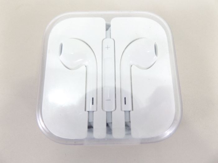 NEW iPhone Earbuds
