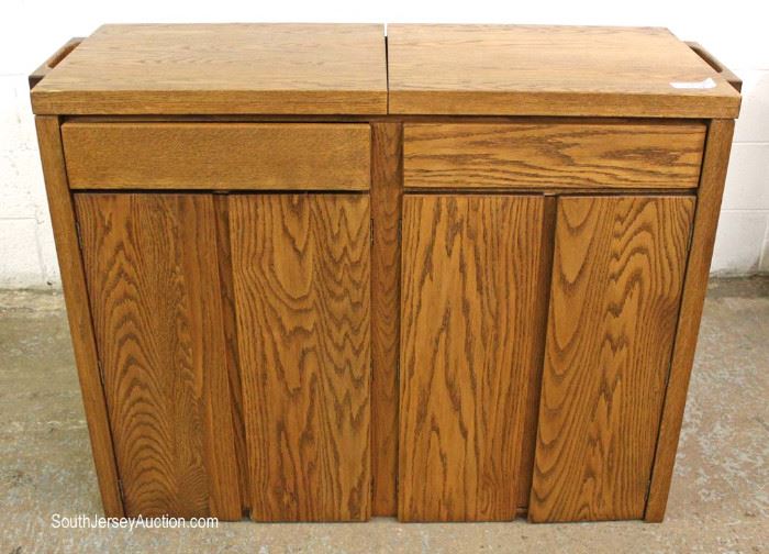 Mid Century Modern Sliding Top Server by “Conant”
Located Inside – Auction Estimate $100-$300