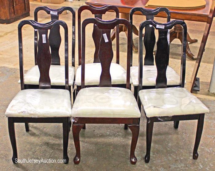 8 Piece Contemporary Mahogany Finish Queen Anne Dining Room Set
Located Inside – Auction Estimate $200-$400