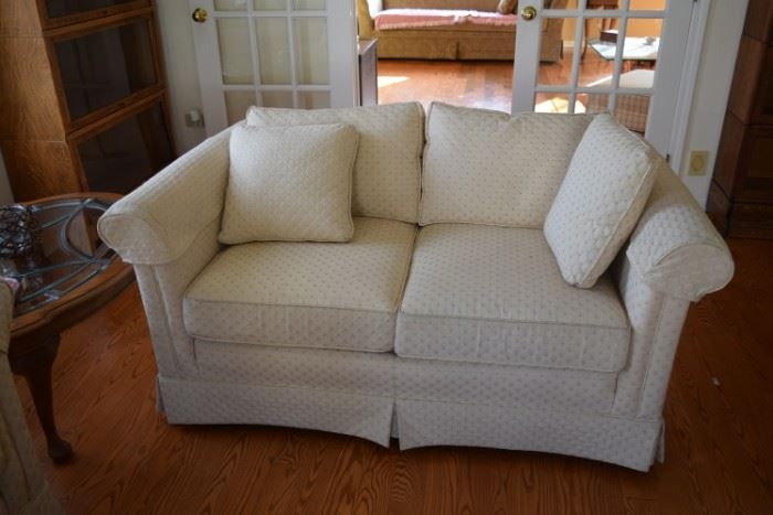 Loveseat w/ Matching Pillows